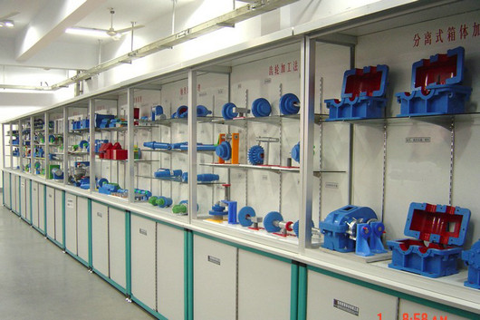 金屬切削陳列櫃